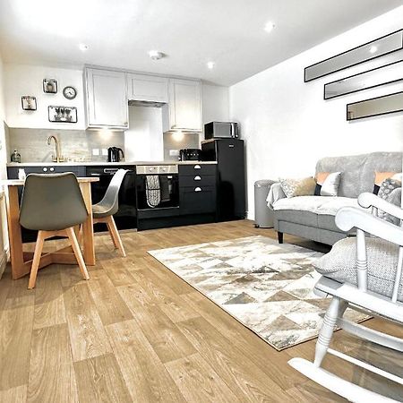 Central, Stylish - 2 Bed Property, The Stable @ Warrenfield, Free Wifi & Parking Orkney Exterior photo